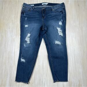 Torrid Denim Boyfriend Jeans Distressed Ripped Dark Wash Frayed Hem Stretch 22